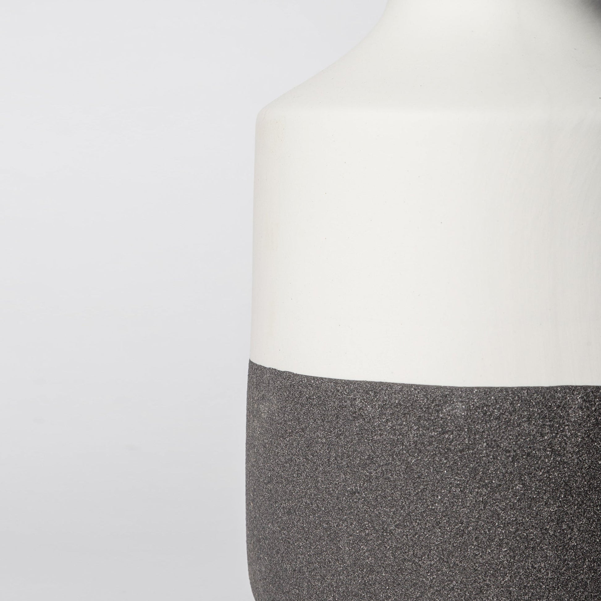 216 - Ceramic Vase - PoshaBella
