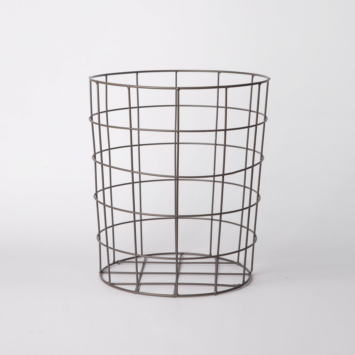 318 - Iron Basket - PoshaBella
