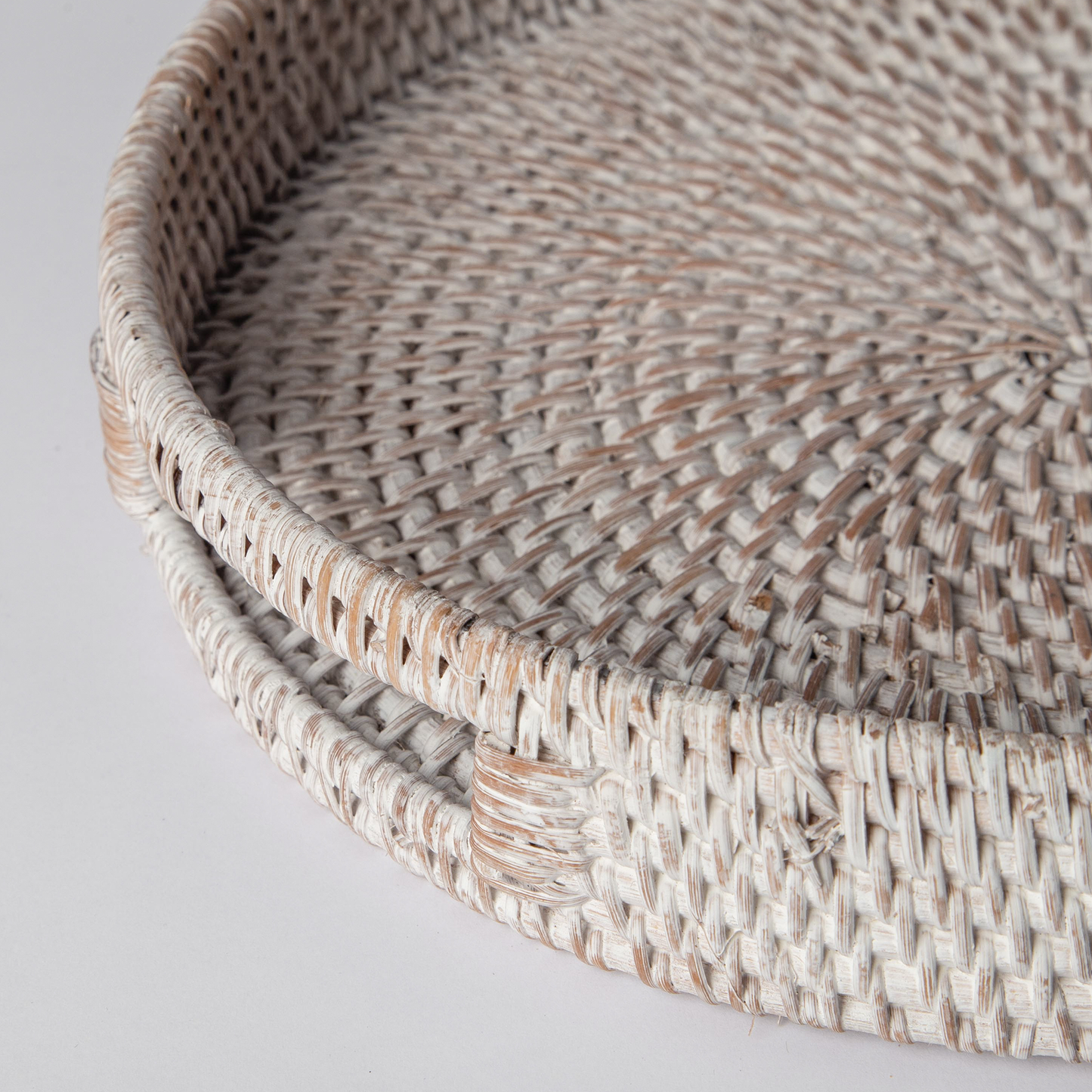 404 - Round Rattan Tray - PoshaBella