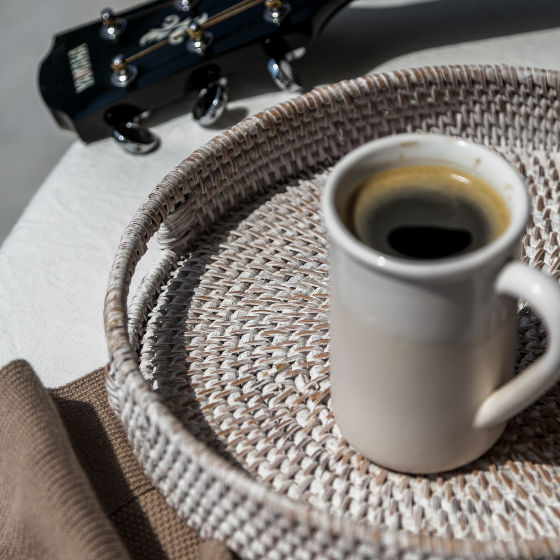 404 - Round Rattan Tray - PoshaBella