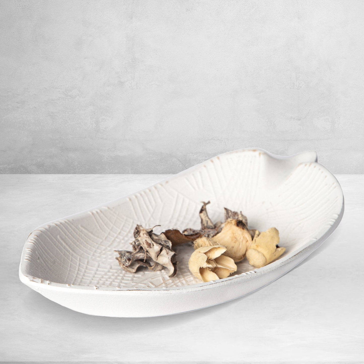 422 - Wood Leaf Shaped Tray Decorative Serving Platter Plate Dish Key Bowl Entryway - PoshaBella