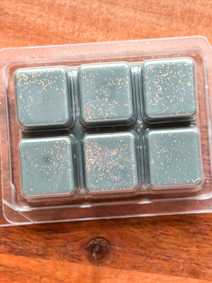 The Hearthside Inn Wax Melt - PoshaBella