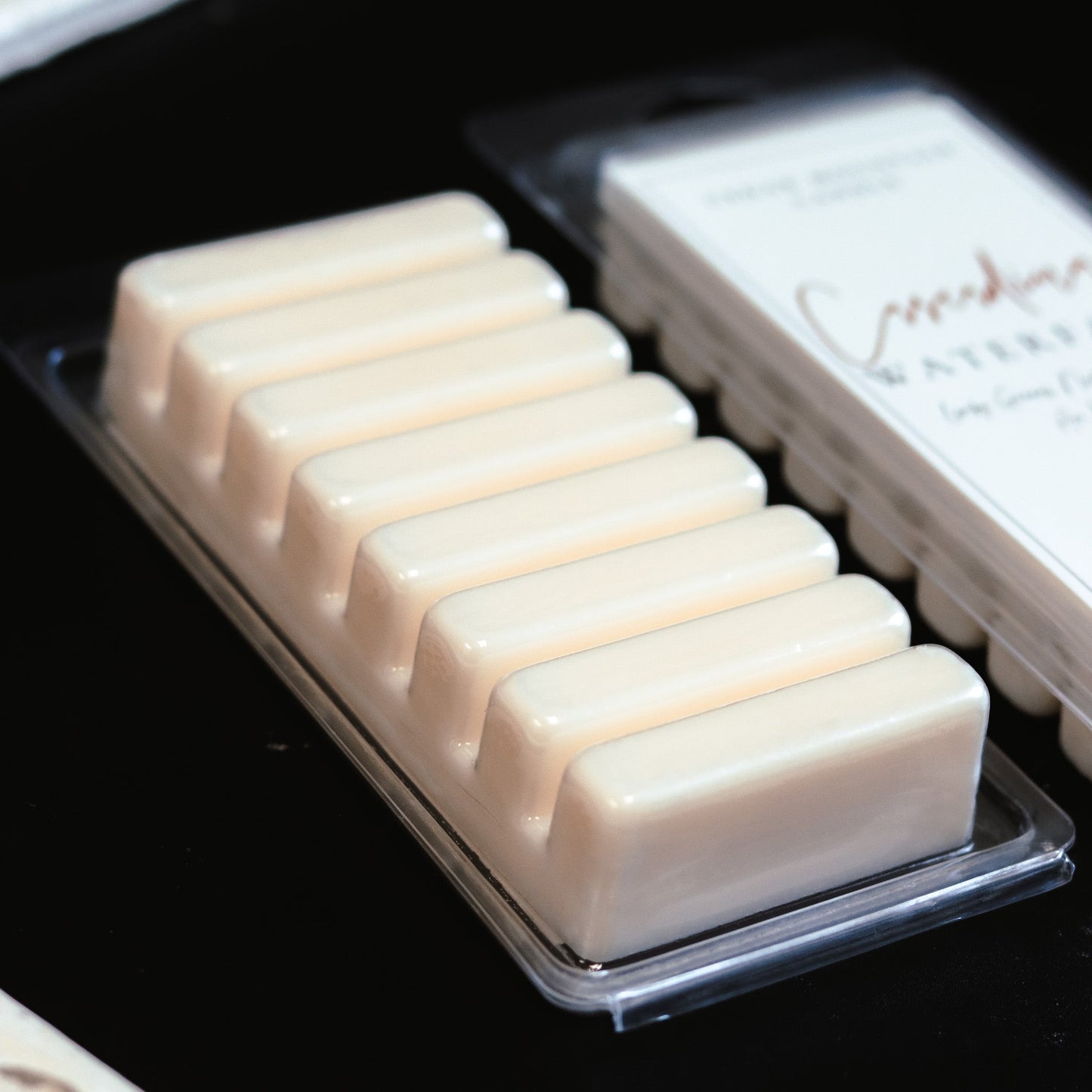 Vetiver & Sandalwood - 5.5 oz Wax Melts - PoshaBella