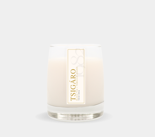 Tsigaro (8.5 oz Single Wick) - Notes: Tobacco Leaves, Black Tea, Cedar & Vetiver - PREVIOUSLY KNOWN AS "CIGAR LOUNGE" 1982 Candle Co.™