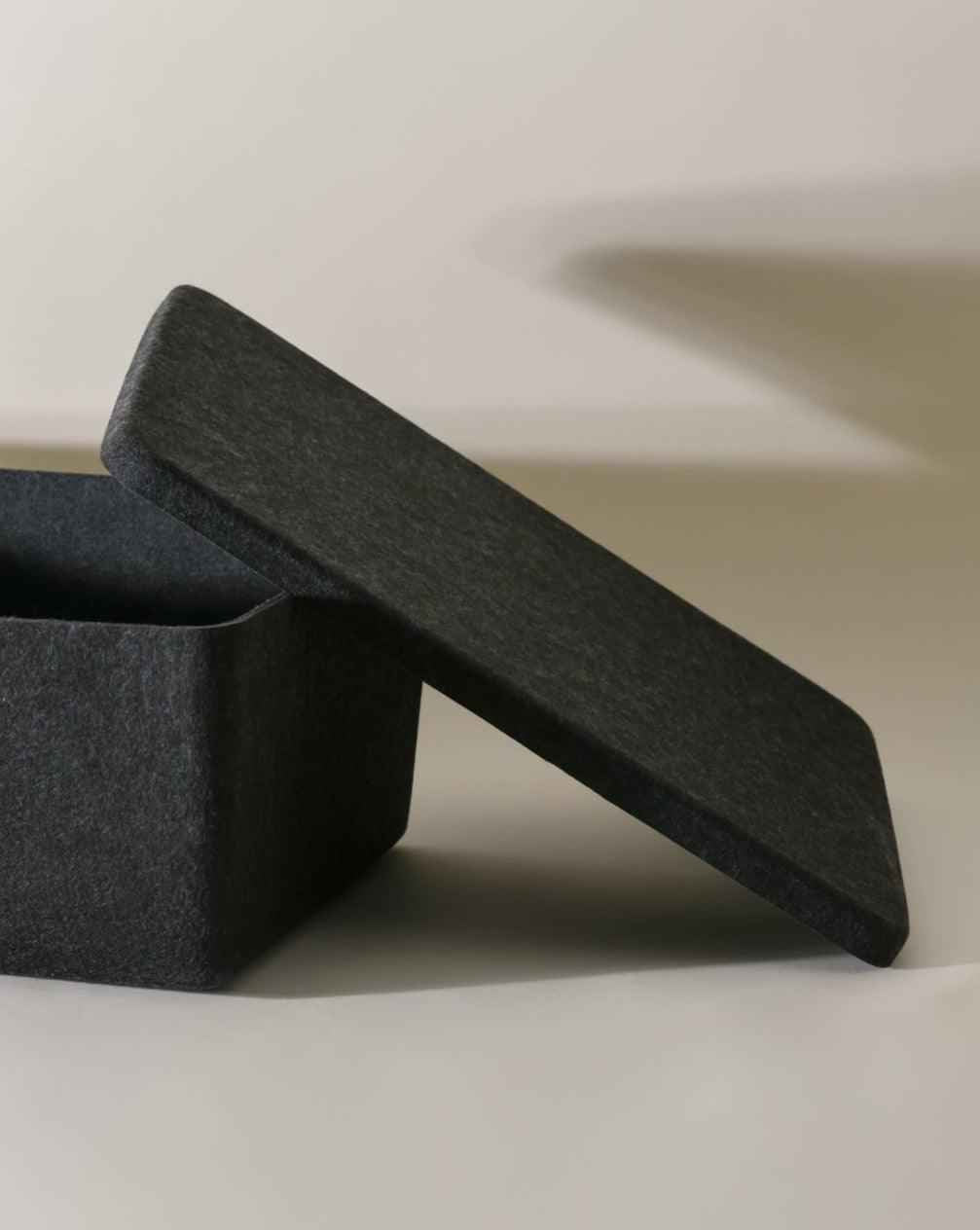 Sculpted XL Lid
