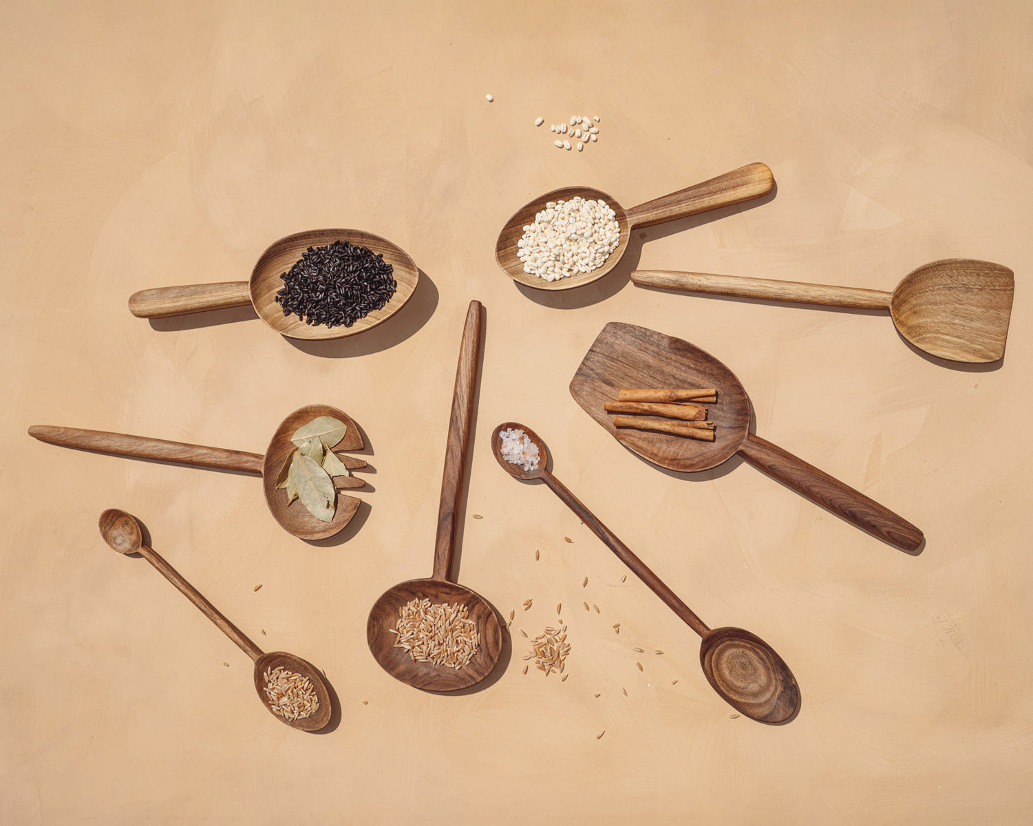 Walnut Oval Spoon - PoshaBella