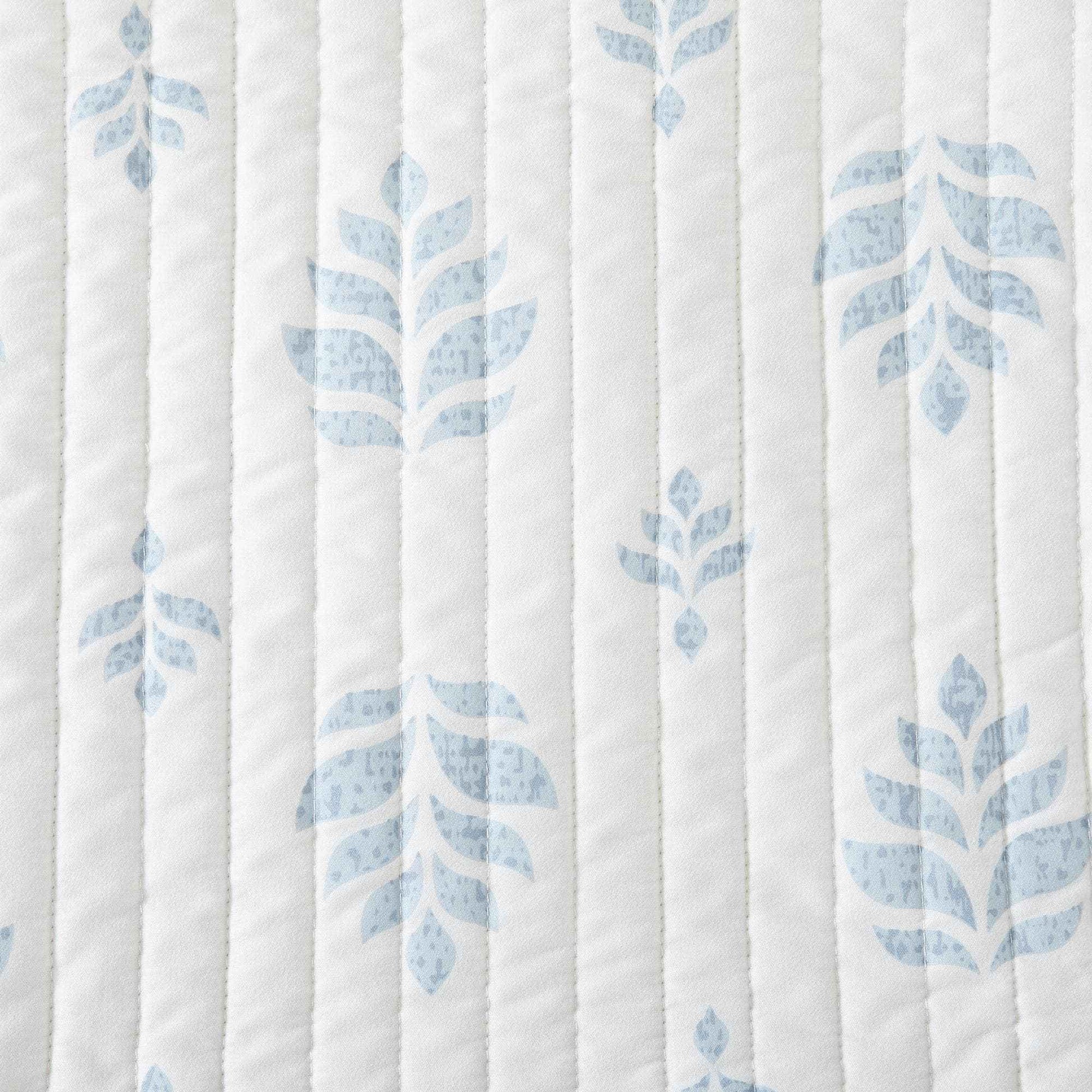 3-Piece French Floral Quilt - Colette Collection