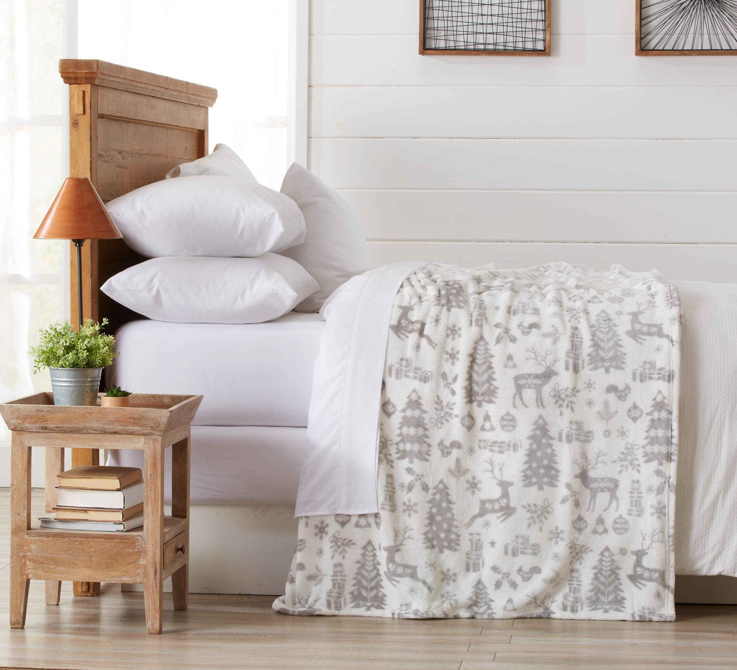 Velvet Throw Blanket - Pearl Collection