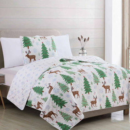 3-Piece Holiday Quilt - Holly Collection