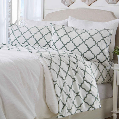 4-Piece Printed Plush Sheet - Velvet Luxe Lattice Collection