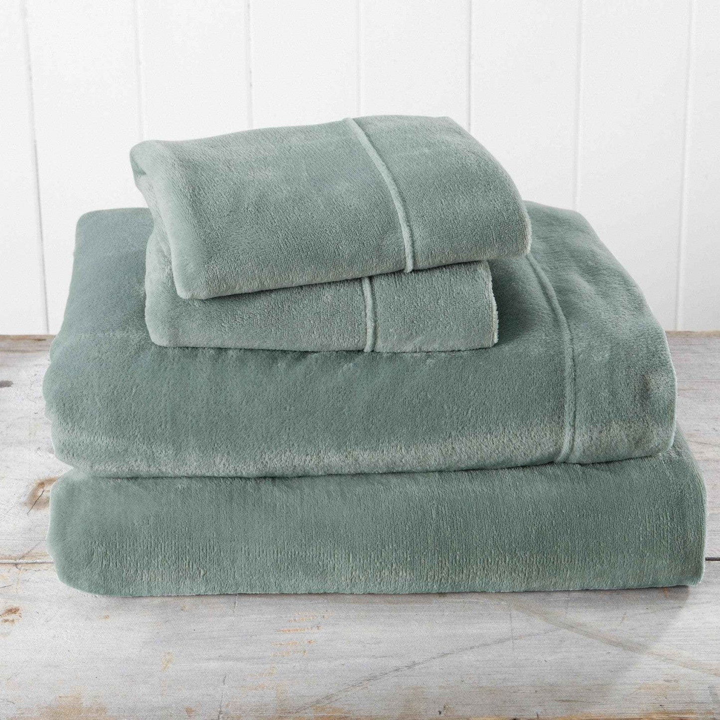 4-Piece Solid Plush Sheet - Velvet Luxe Collection