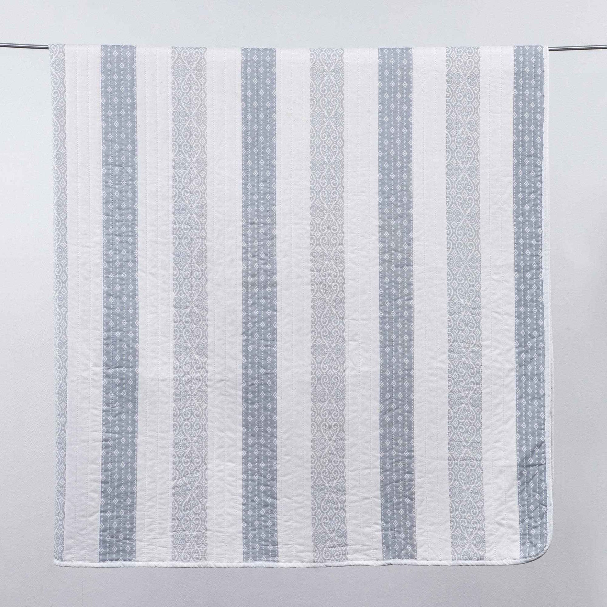 3-Piece Stripe Quilt - Adele Collection
