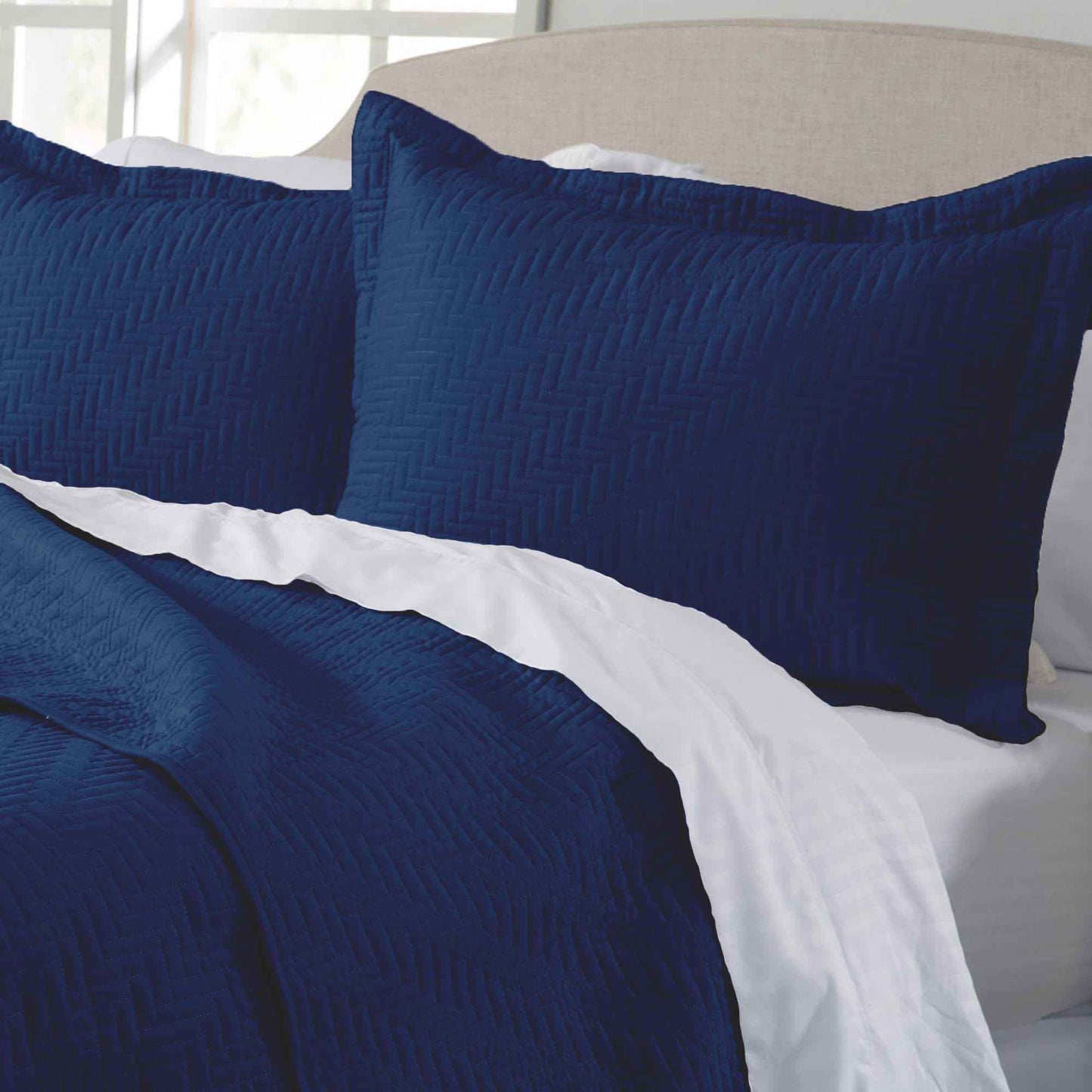 3-Piece Herringbone Stitched Quilt - Louise Collection