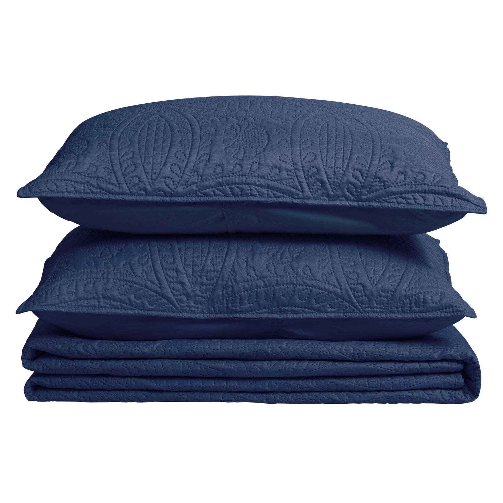 3-Piece Oversized Medallion Quilt Set - Clara Collection
