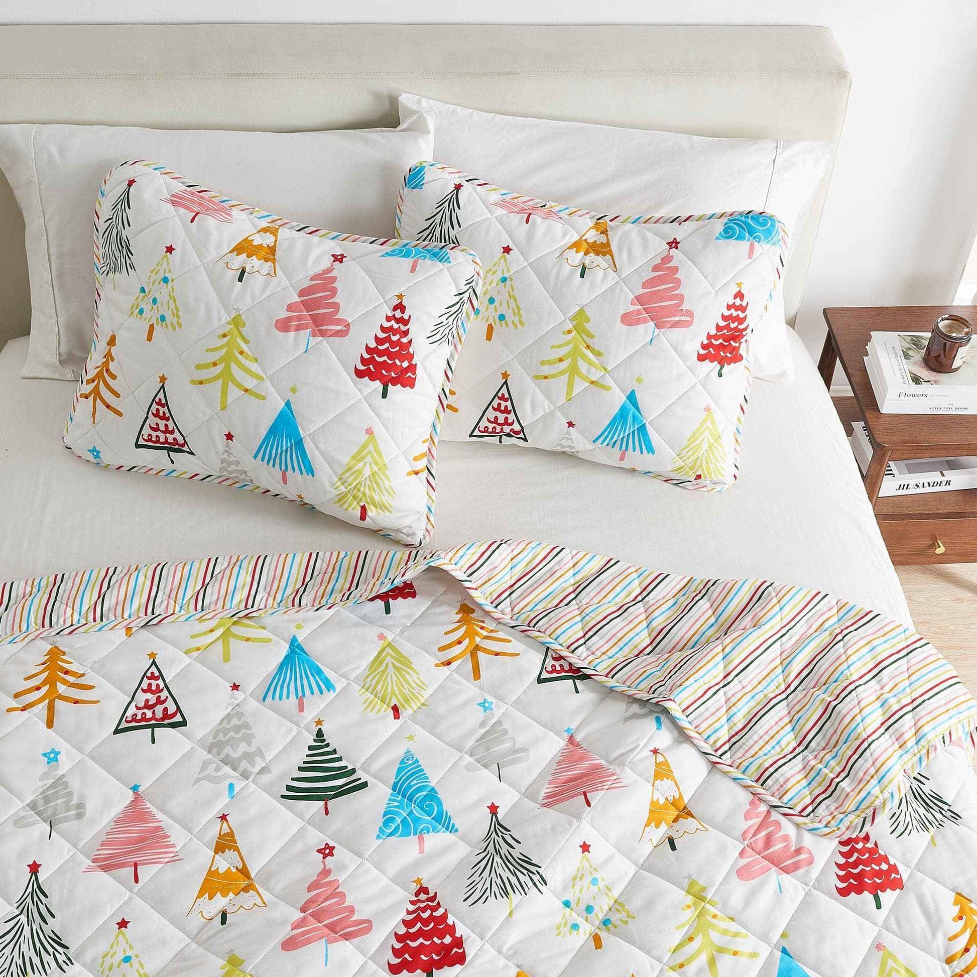 Colorful Holiday Quilt Set - Midnight Magic Collection