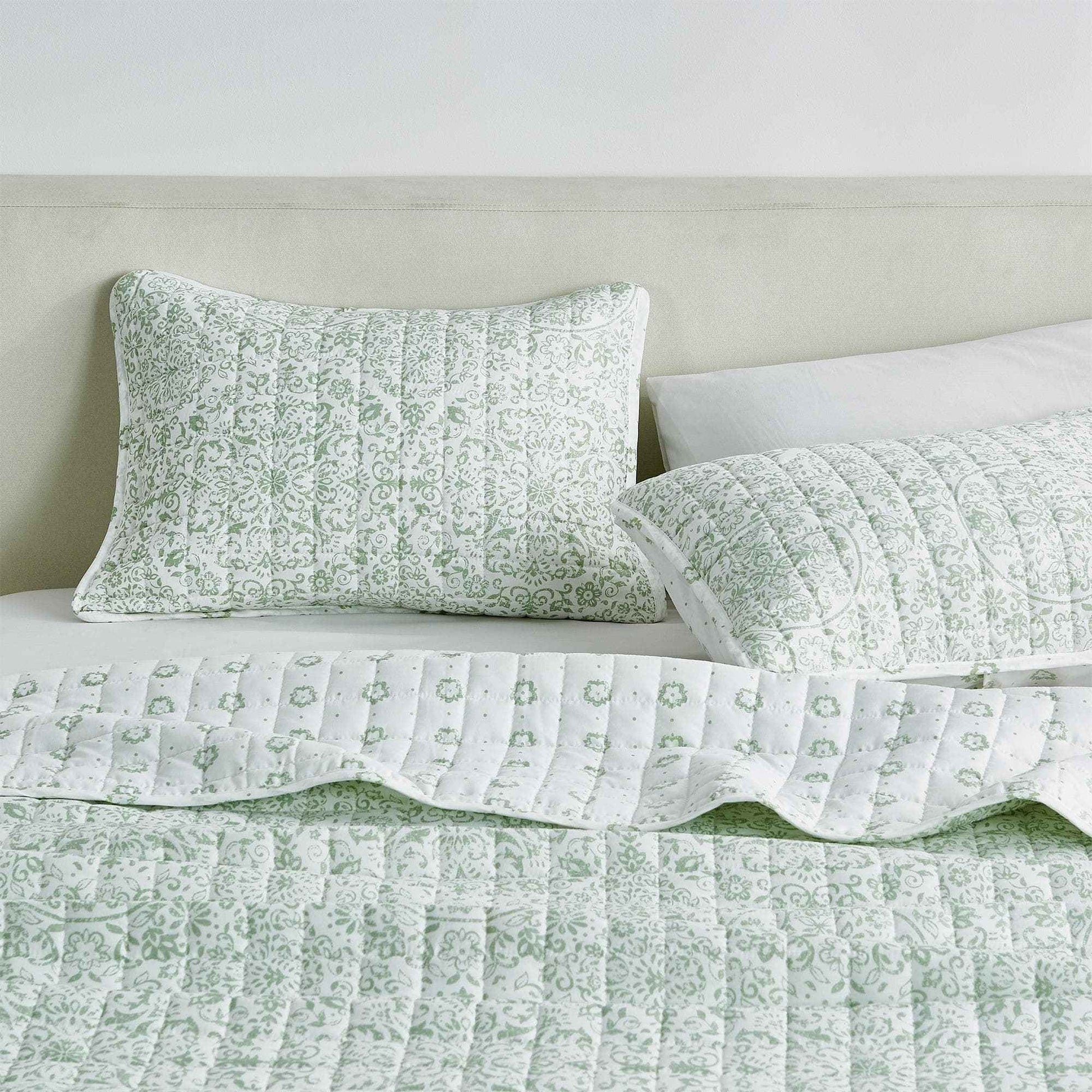 Floral Medallion Printed Microfiber Quilt Set - Kaleigh Collection