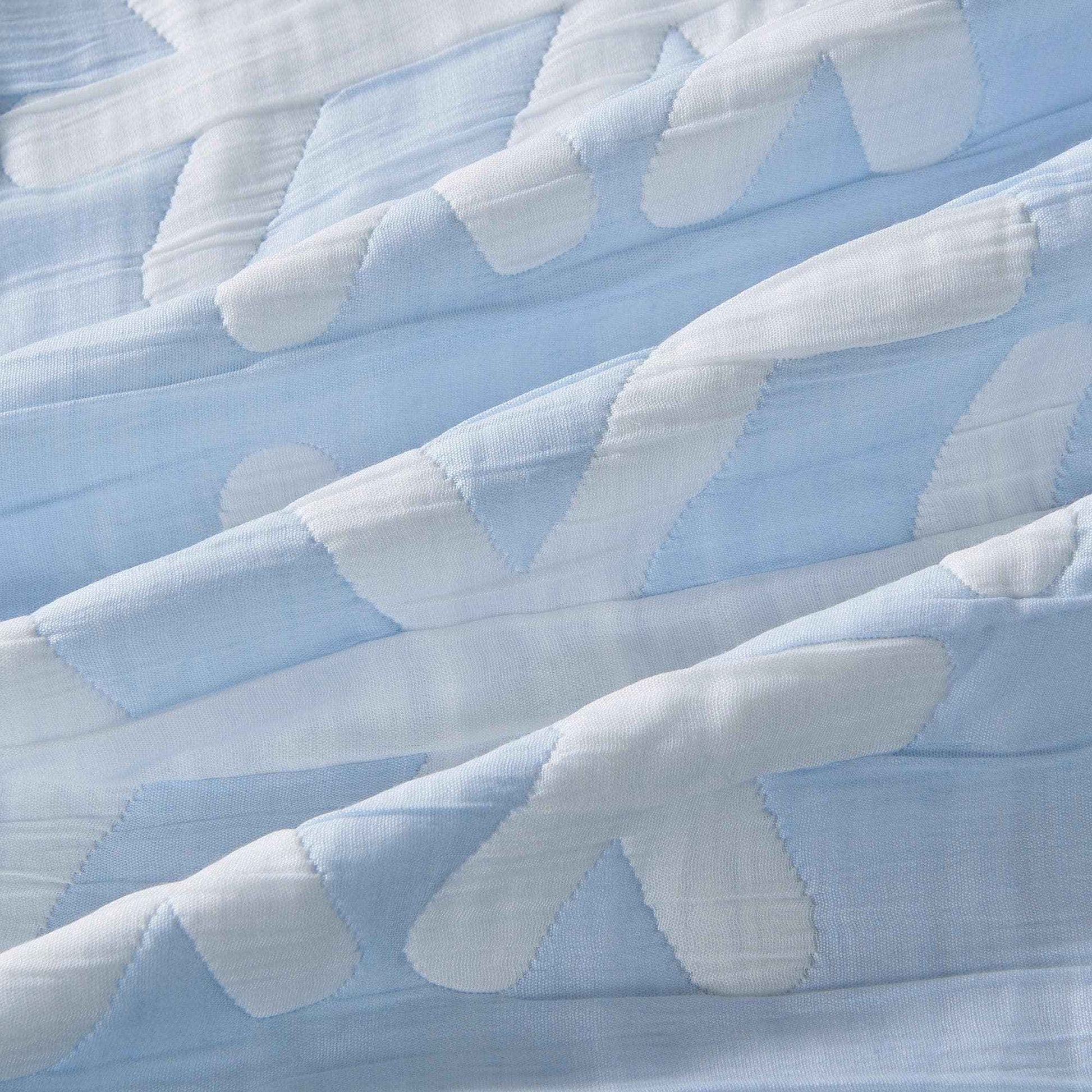Matelassé Snowflake Quilt Set - Nino Collection