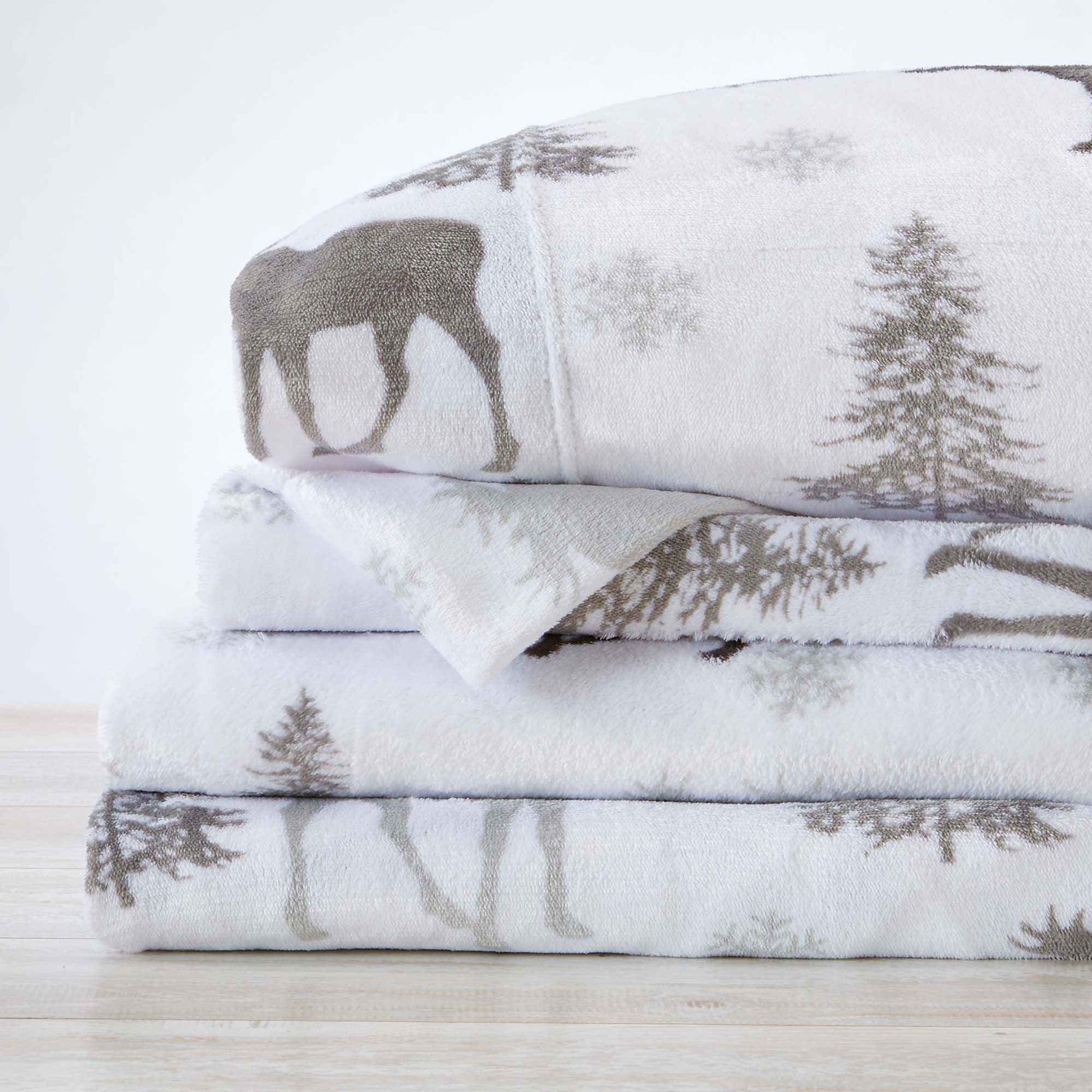 Printed Plush Sheet - Velvet Luxe Collection