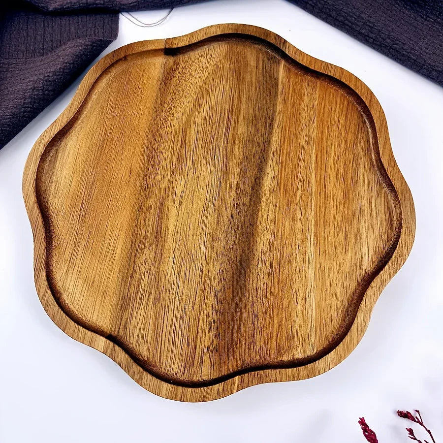 High-End Wooden Trays, Plum Blossom-Shaped Acacia Wood Trays, Creative Breakfast Trays, Suitable for Holding Cheese, Bread, Desserts, And Coffee, Perfect for Use in Kitchens, Restaurants, Parties, And Wedding Venues