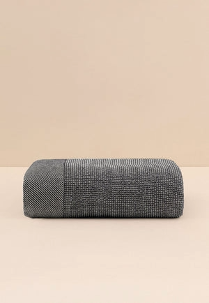 Pergamon Throw in Black - PoshaBella