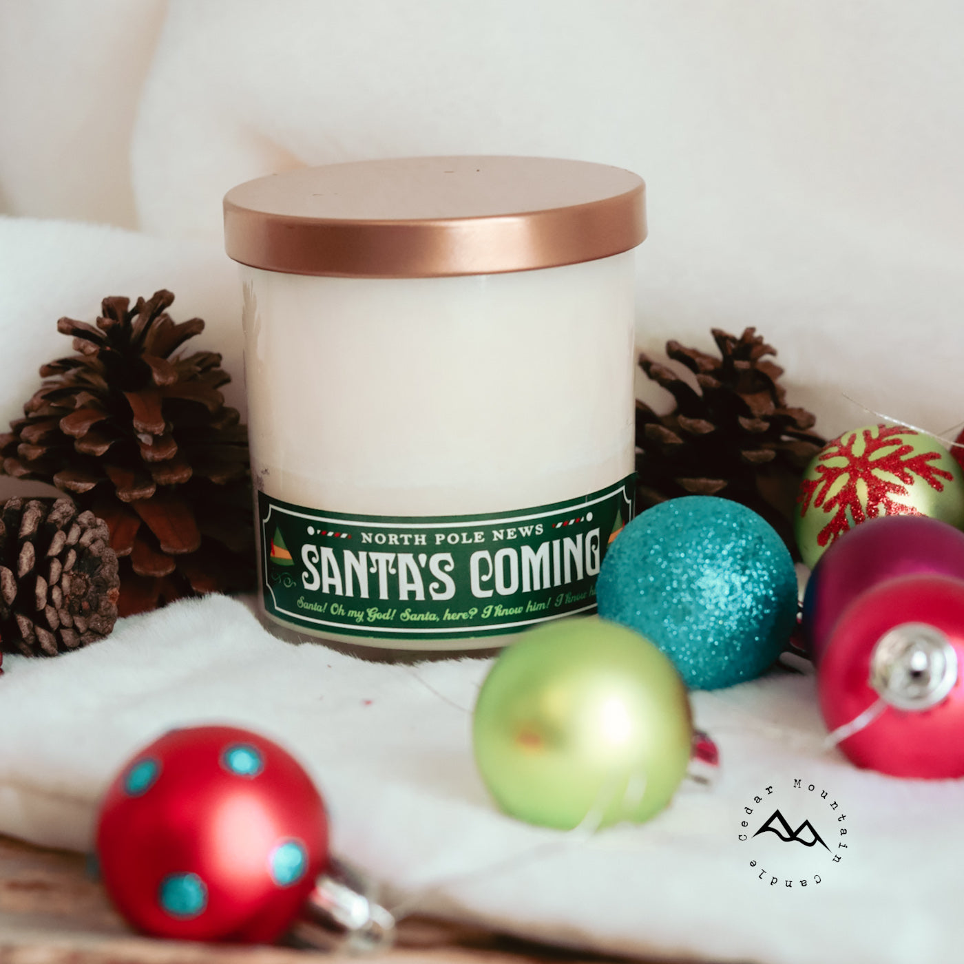 Elf Santa's Coming 9 oz Jar Soy Candle - Winter Scents - PoshaBella