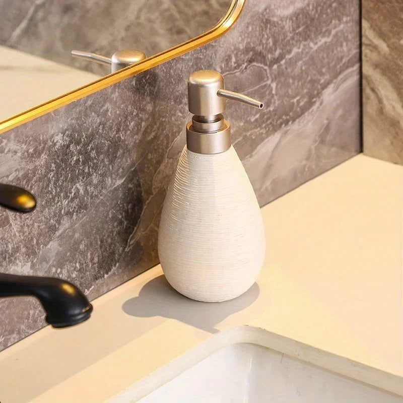 Soap Dispenser - Vintage Ceramic