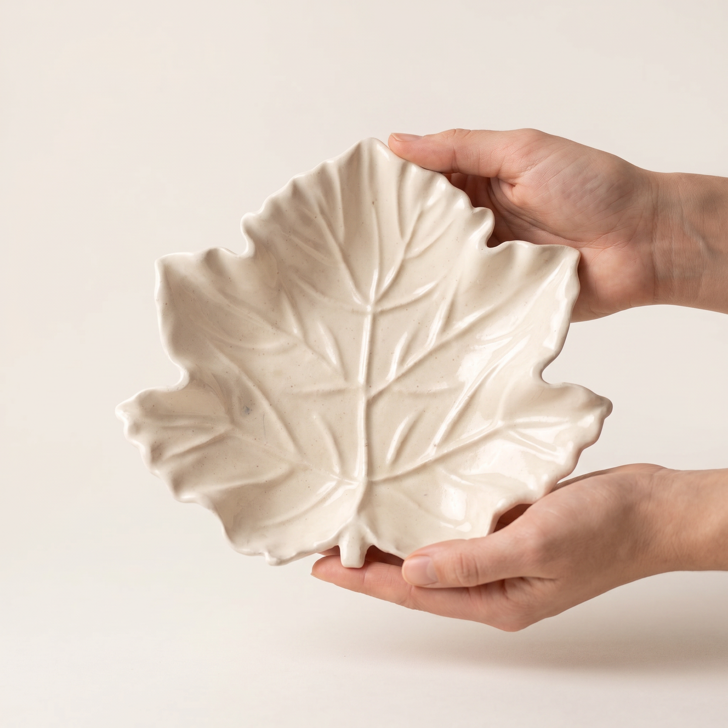 Maple Leaf Tray, Gypsum White 6" Sunsum® Intentional Living
