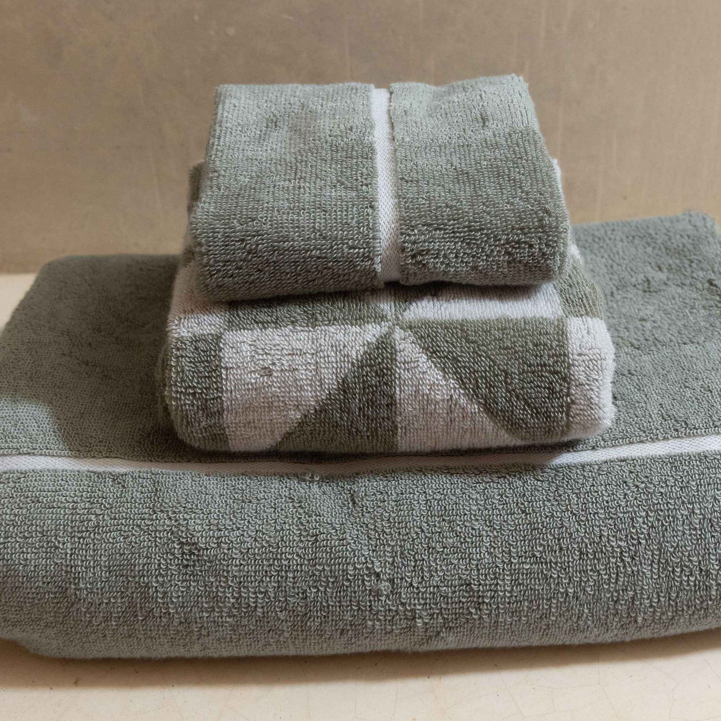 Deia Towels