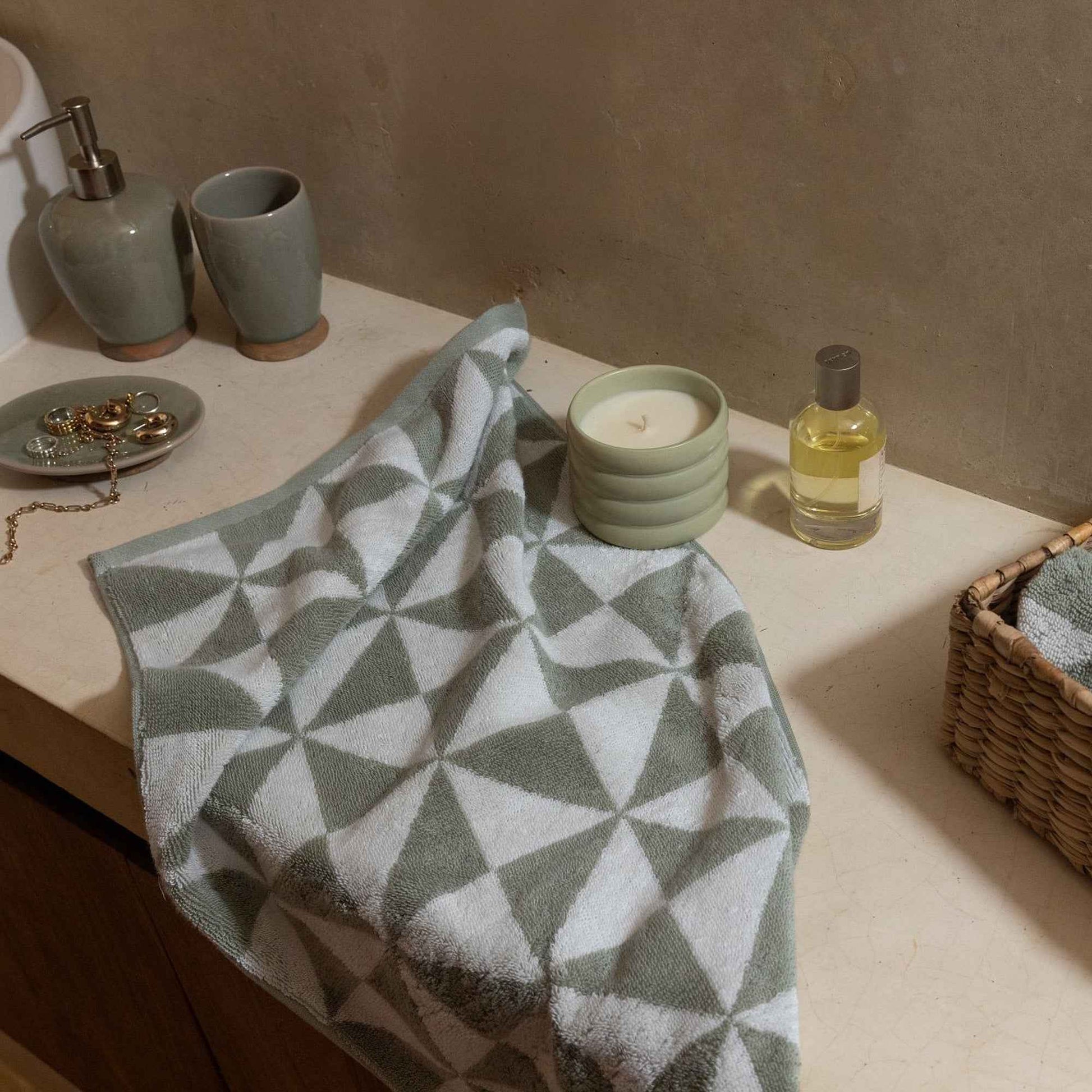 Umbra Towels