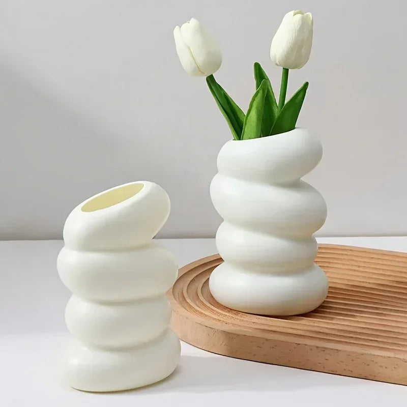 Vase - Contemporary White Spiral