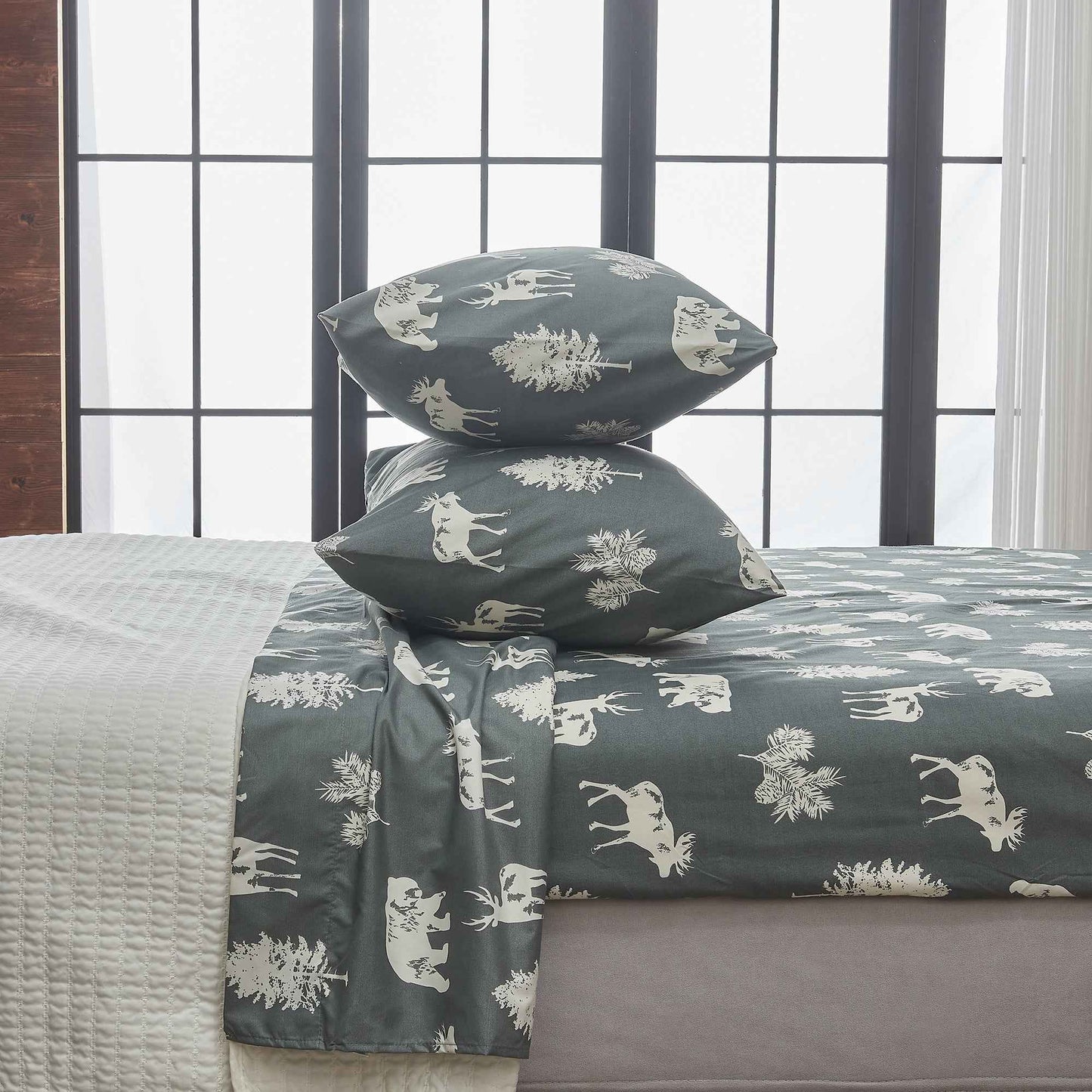 4-Piece Lodge Microfiber Sheet - Mountain Ridge Collection